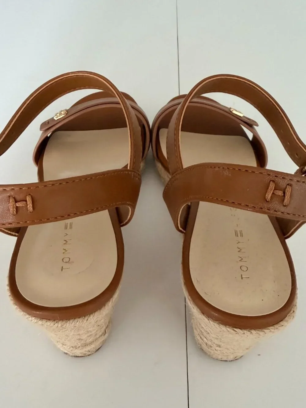 Tommy Hilfiger Genavo Wedge Sandal Womens 7.5 Ankle Strap Espadrille Comfort